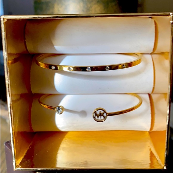 NWOT MichaelKors two bracelet set - Picture 1 of 7